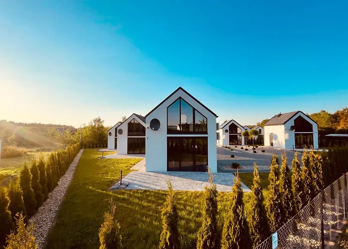 Nadmorska Ostoja * 鲁比亚托沃